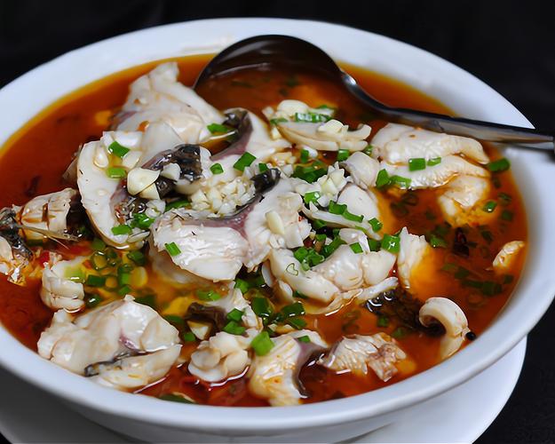 范成良酸菜鱼 用产品和服务打动餐饮美食消费者